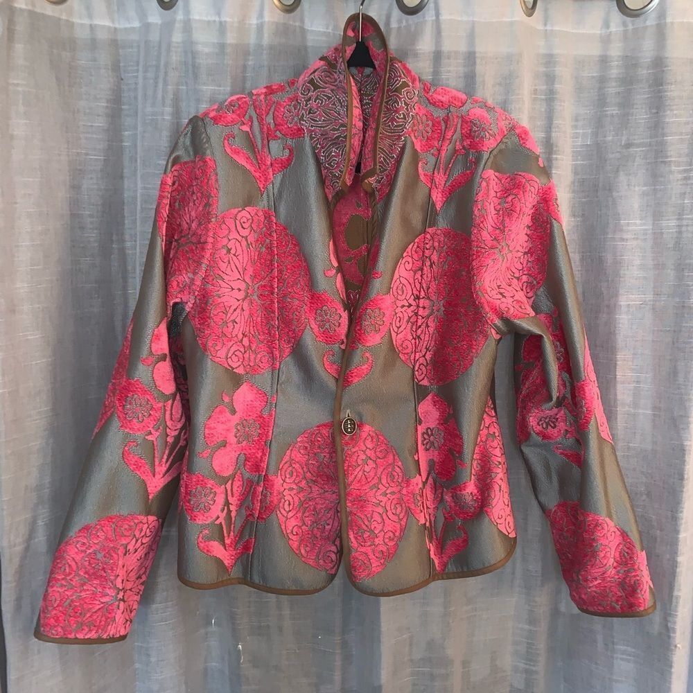 Khangura Beautiful Reversible Upholstered Jacket